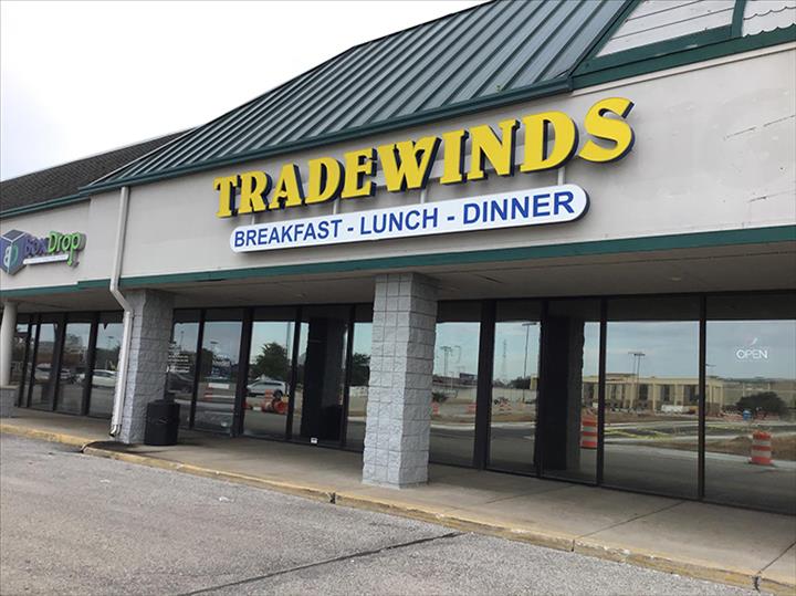 Tradewinds Elkhart Restaurant Elkhart, IN